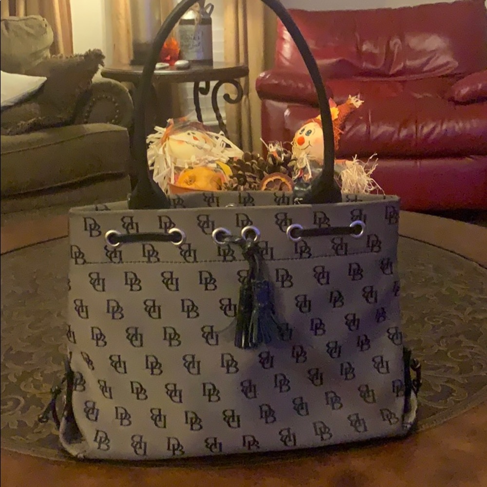 Authentic Dooney & Bourne purse